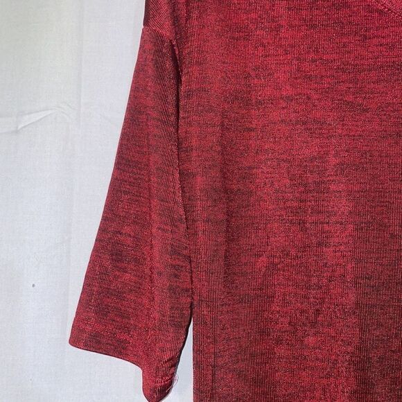 Cotten on shirt   - Picture 4 of 6